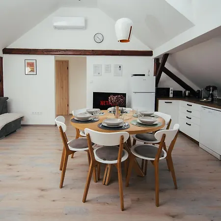 Apartment H30