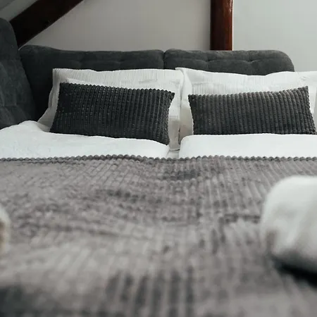 Apartment H30