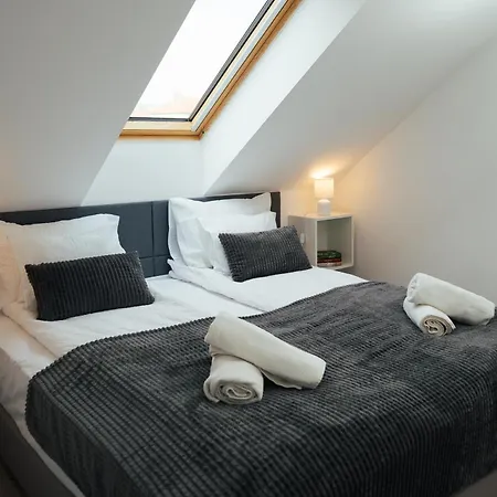 Apartamento H30 Pécs